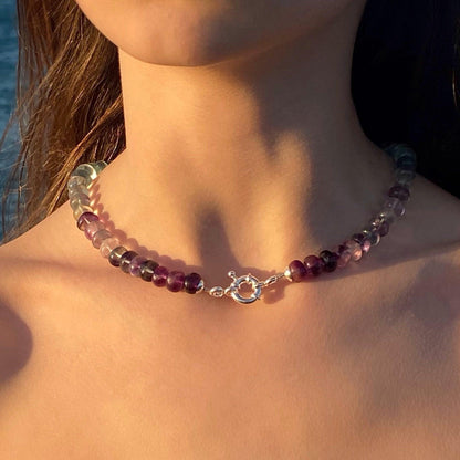 Collar de fluorita arcoíris con cierre de plata de ley