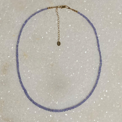 Collar de tanzanita